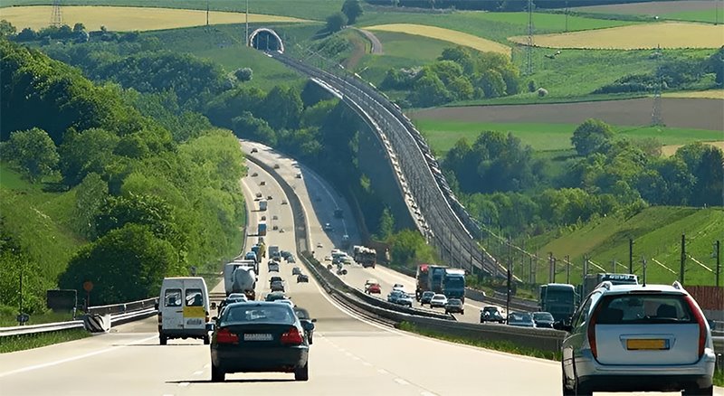You also need to use the brakes when driving uphill.jpg