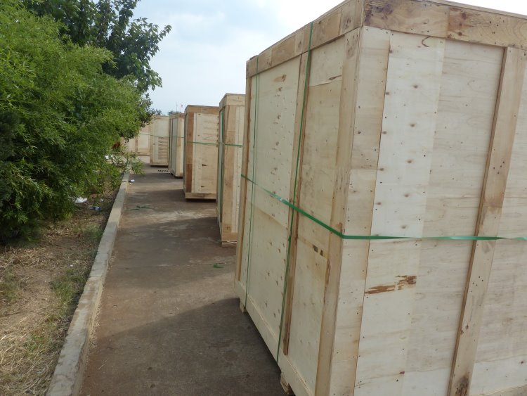 20 CNC turning and milling machine tools are ready for shipping